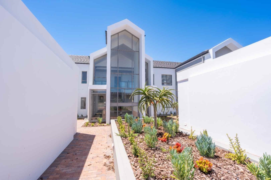 To Let 2 Bedroom Property for Rent in Langebaan Western Cape